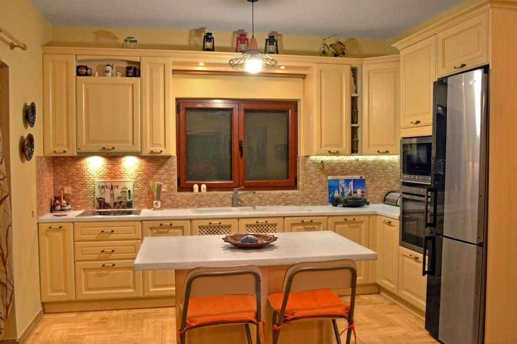 Apartament Το Πετρινο - Καλοκαιρινό Σπίτι Κοντά Στα Σύβοτα - Φασκομηλια Faskomilia Zewnętrze zdjęcie