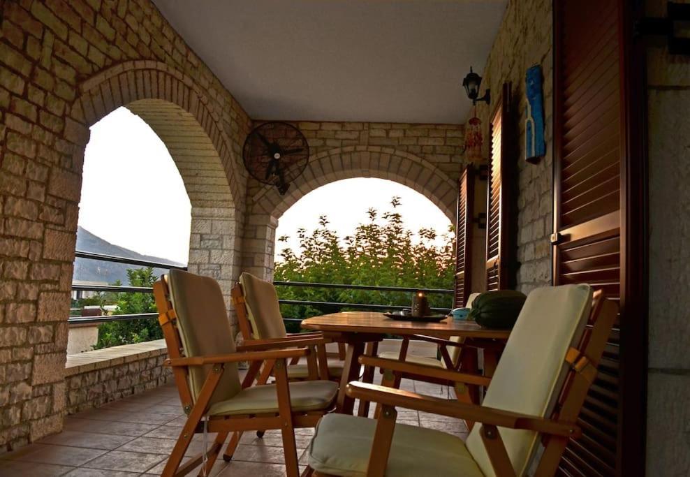 Apartament Το Πετρινο - Καλοκαιρινό Σπίτι Κοντά Στα Σύβοτα - Φασκομηλια Faskomilia Zewnętrze zdjęcie